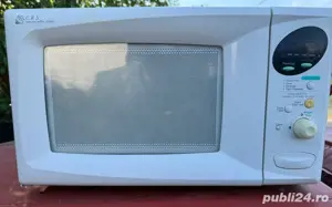 Daewoo KOG-391RA, 26 l, 900w, impecabil