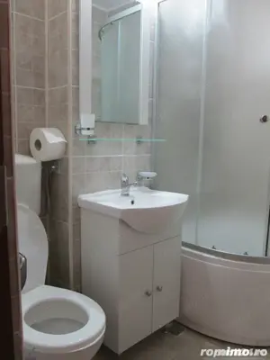 Inchiriez garsoniera zona Badea Cartan  - imagine 3 Inchiriez garsoniera zona Badea Cartan  - imagine 3