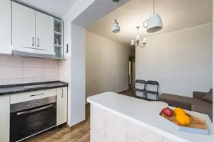 Se inchiriaza apartament in zona Soarelui  - imagine 3