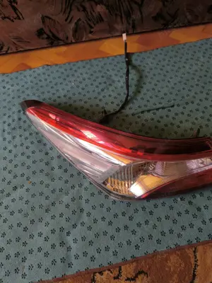 Stop stânga Toyota Camry an 2020 - imagine 4