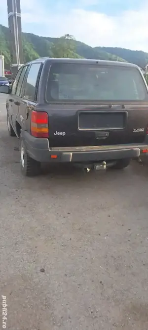 vând grand cherokee 