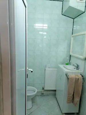 Spatiu comercial (teren proprietate personala--cumparat)+ apartament anexat - imagine 2