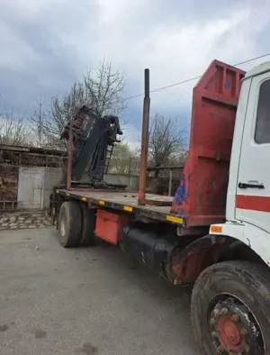 Camion forestier de vanzare - imagine 3 Camion forestier de vanzare - imagine 3