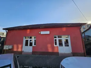 Dau in chirie Spatiu comercial central in Mun. Tarnaveni! - imagine 2