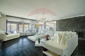 De vânzare casă modernă cu 5 camere în Dumbraviţa