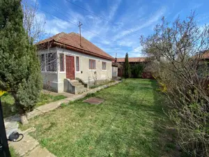 Vindem casa batraneasca Maneciu Ungureni Prahova