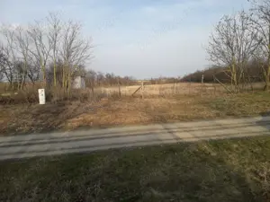 Vând teren inravilan - imagine 3