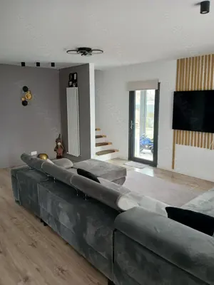 Vand vila cu piscina, beci,foisor. - imagine 6