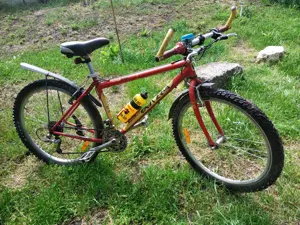 Vând Bicicletă UNIVEGA fabricată în SUA . 