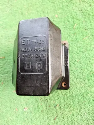 Transformator ET TP-63 de la 230V la 24 Vac 63VA - imagine 3