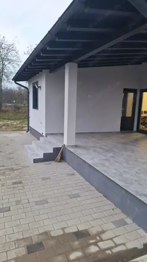 Ofer spre inchiriere Casa noua in Horia ,600 euro  - imagine 3