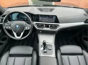 BMW 320e  2021 - imagine 5