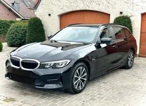 BMW 320e  2021