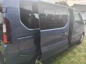 Renault Trafic  - imagine 3