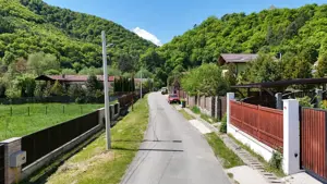 Teren intravilan cu utilitati Sub-Cetate - Cisnadioara - imagine 3