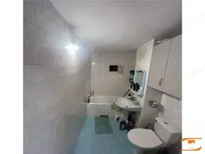 Apartament 1 camera  Bucovina etaj 2  cu centrala - imagine 5