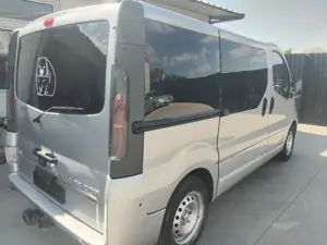 Opel Vivaro Tour 2005 - imagine 4