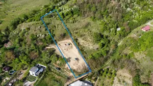 Teren intravilant Corunca 2100 mp, zona superba