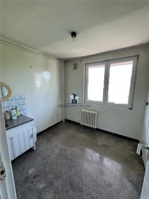 Vanzare Apartament 2 Camere Semidecomandat Secuilor