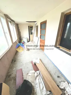 CASA cu mansarda  comuna DOBRENI - imagine 12