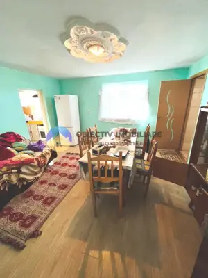 CASA cu mansarda  comuna DOBRENI - imagine 6