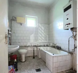 Casa cu 2 camere ,2337 mp in Battonya - imagine 9