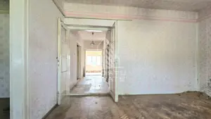 Casa cu 2 camere ,2337 mp in Battonya - imagine 7