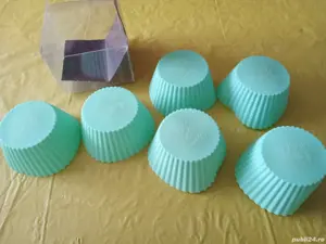 6 Forme de silicon pentru copt produse de patiserie  - imagine 4