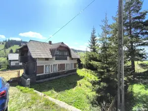 Vând casă și teren Vatra Dornei