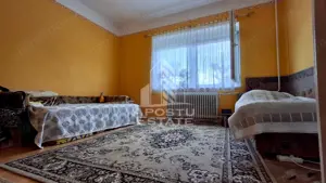 Casa cu 2 camere ,1472mp in Battanya - imagine 2