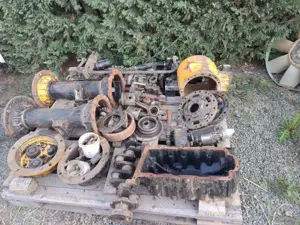 Piese buldoexcavator jcb