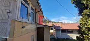 CASA DE VANZARE IN BUSTENI- POIANA TAPULUI - imagine 2 CASA DE VANZARE IN BUSTENI- POIANA TAPULUI - imagine 2