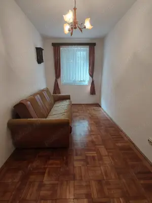 Vând apartament 3 camere în Hunedoara, zona Micro1-Parc Corvin, et.2 - imagine 4