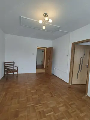 Vând apartament 3 camere în Hunedoara, zona Micro1-Parc Corvin, et.2 - imagine 6