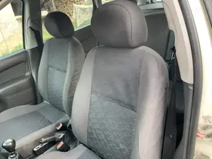 Vind:Ford Focus 1.8TDDI-55Kw-2002-289797 km reali-800 negociabil.tel:  - imagine 6