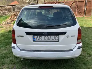 Vind:Ford Focus 1.8TDDI-55Kw-2002-289797 km reali-800 negociabil.tel:  - imagine 4