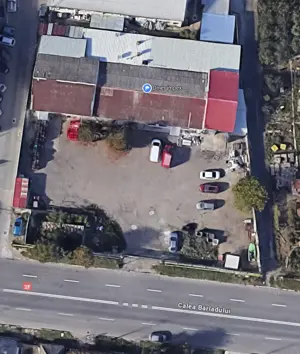 vand inchiriez hala+teren bacau