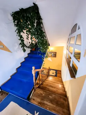 Vand Schimb Casa zona centrala, 2 apartamente separate, garaj, curte - imagine 4