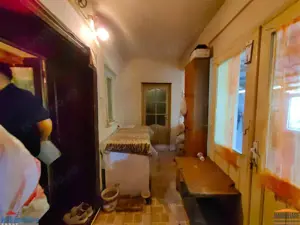 Casa cu 2 camere si anexe in Simand cu teren de 1465 mp - imagine 8