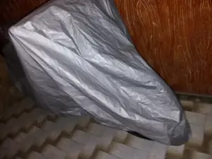 Prelata husa moto scuter bicicleta motocicleta S 200x100cm impermeabila Peva gri sau neagra, 4 inele