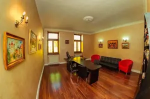 Central - Vanzare cladire birou - Str. Mihail Kogalniceanu - imagine 2