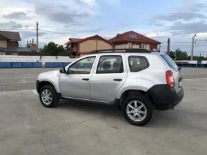 Dacia Duster 2013 Diesel 1.5 177000km - imagine 5