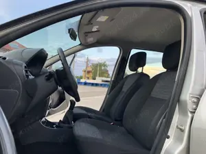 Dacia Duster 2013 Diesel 1.5 177000km - imagine 7