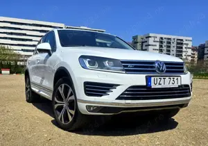 V.W. TOUAREG R-Line 4x4 Aut. 3.0 T.Diesel2017 Piele   21500 E recent adus din  SUEDIA - imagine 2