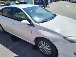 Vând Renault Laguna  - imagine 3