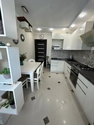 Oportunitate , apartament cu 2 camere de vanzare in zona UMT