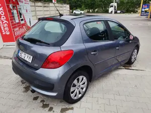 Peugeot 207, 2008, motor 1.4 benzina - imagine 2 Peugeot 207, 2008, motor 1.4 benzina - imagine 2