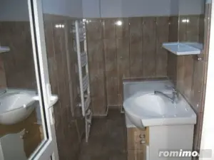 1 camera zona Garii de Nord - imagine 3