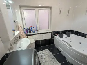 Vănd casă duplex Ștefănești de sus  - imagine 4