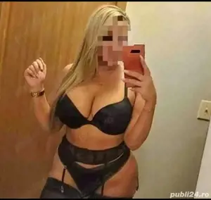 Doamna matura cu experienta 